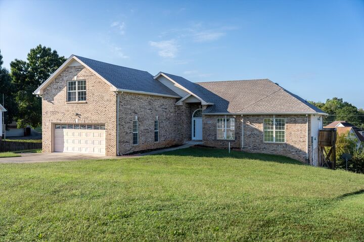 Property Photo: 1846 Rapids Ct TN 37040