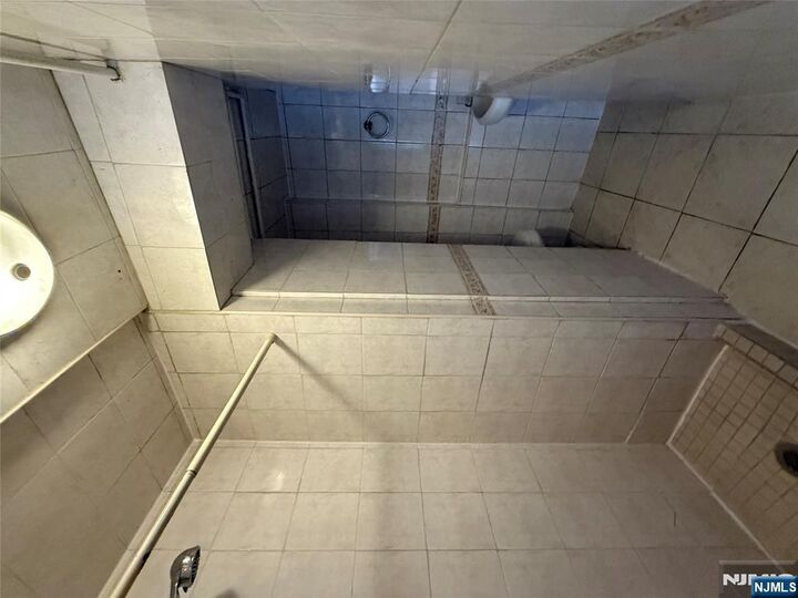 Property Photo:  1430 44th Street 1  NJ 07047 