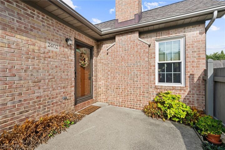 Property Photo:  8050 Harbor Creek Drive 2402  OH 44060 