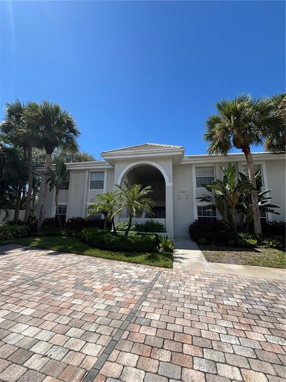 Property Photo: 6225 Bellerive Ave 1504 FL 34119