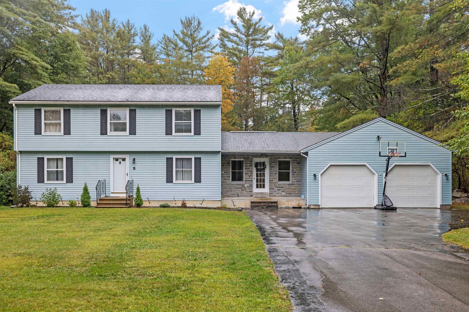 Property Photo: 6 Irving Drive NH 03301
