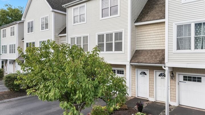 Property Photo:  171 Silver Street  NH 03103-2712 