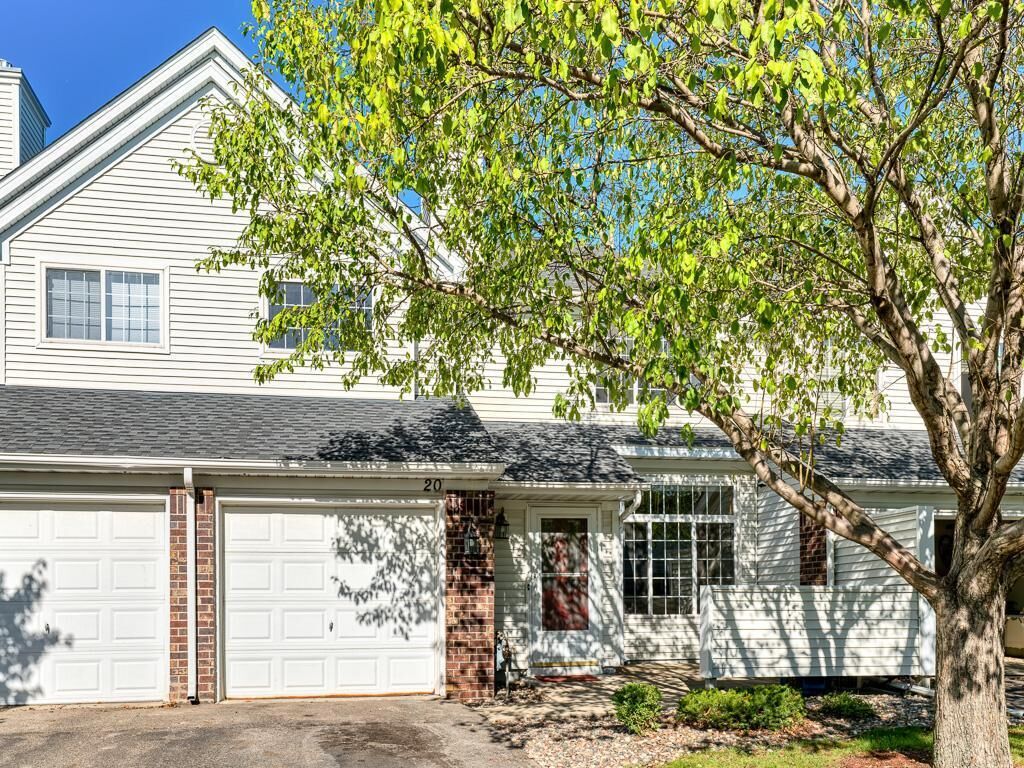 Property Photo:  4275 Merrimac Lane N 20  MN 55446 