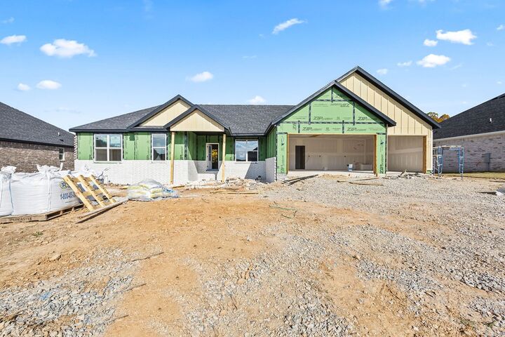 Property Photo:  7760 Teton Trl Avenue  AR 72762 