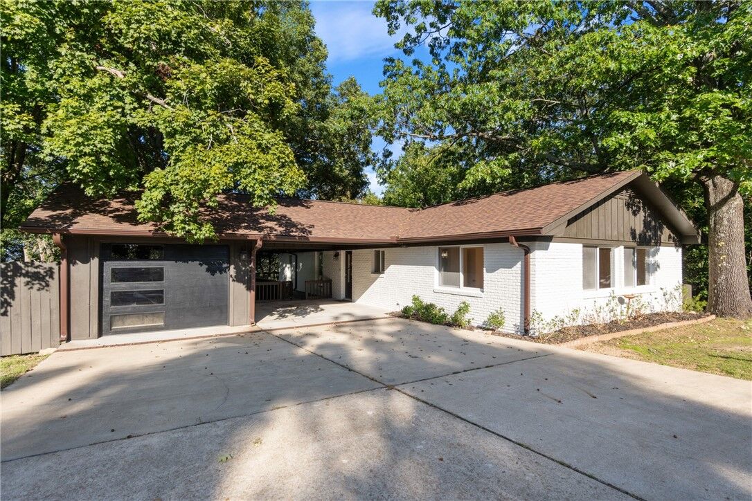 Property Photo:  56 Ridge Road  AR 72631