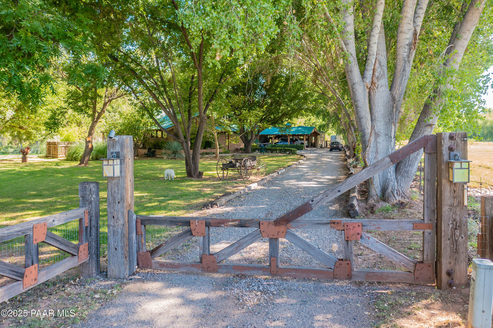 Property Photo:  535 N Green River Road  AZ 86326 