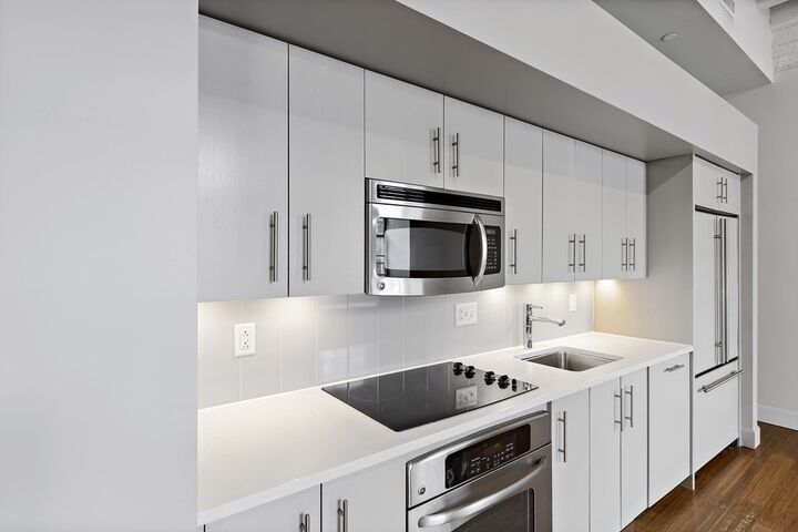 Property Photo:  33 3rd Avenue 6A  MA 02129 