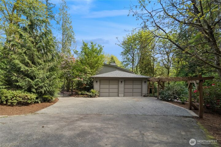 Property Photo: 29729 NE 178th Place WA 98019