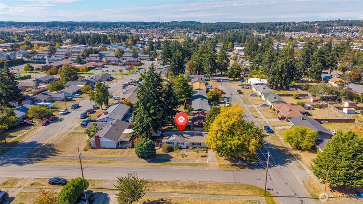 Property Photo:  381 NE Queets Street  WA 98277 