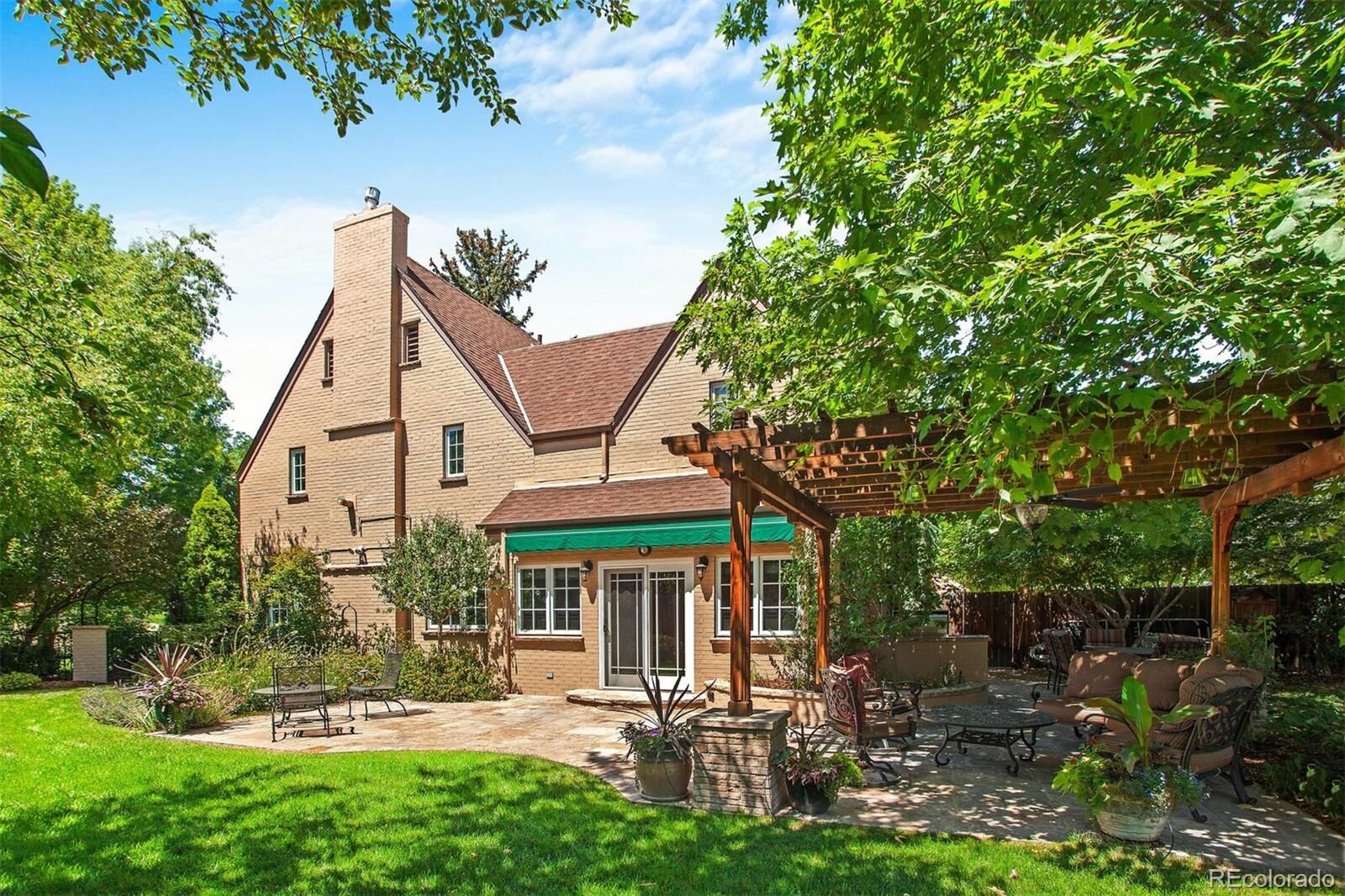 Property Photo:  162 Ash Street  CO 80220 