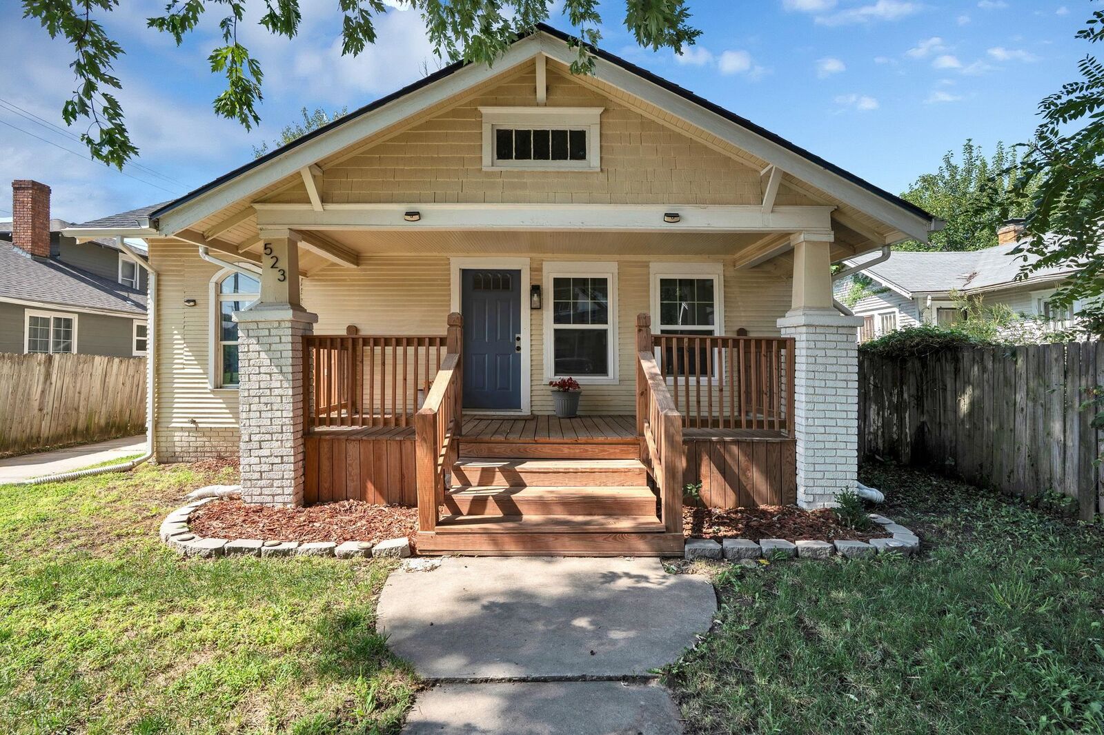 Property Photo:  523 N Volutsia Ave  KS 67214-4642 
