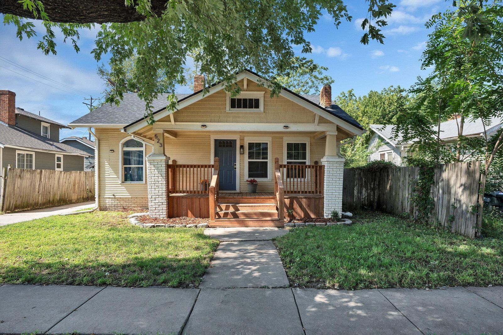 Property Photo:  523 N Volutsia Ave  KS 67214-4642 