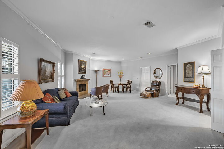 Property Photo: 100 W El Prado 216 TX 78212