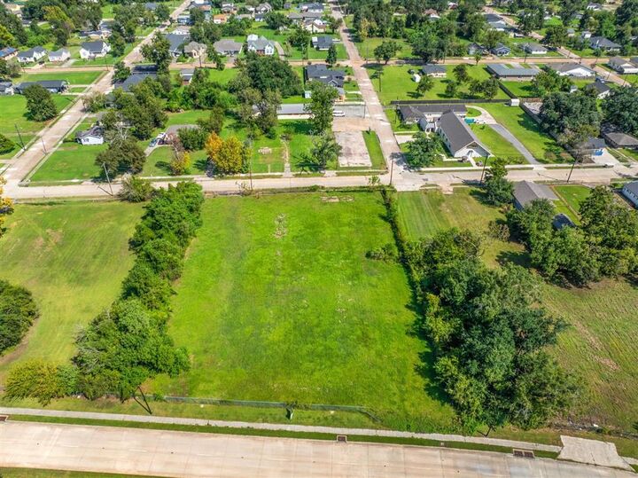 Property Photo: 0 N Enterprise Boulevard N LA 70601