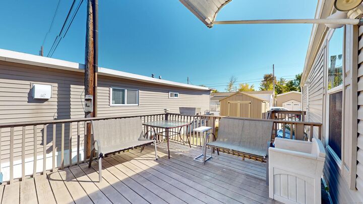 Property Photo: 441 Main Street 404 CT 06118