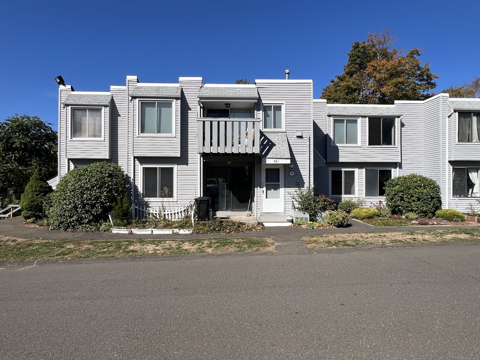 Property Photo:  6 Birch Lane L  CT 06513 