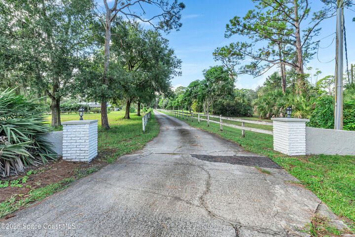 Property Photo:  510 Chase Hammock Road  FL 32953 