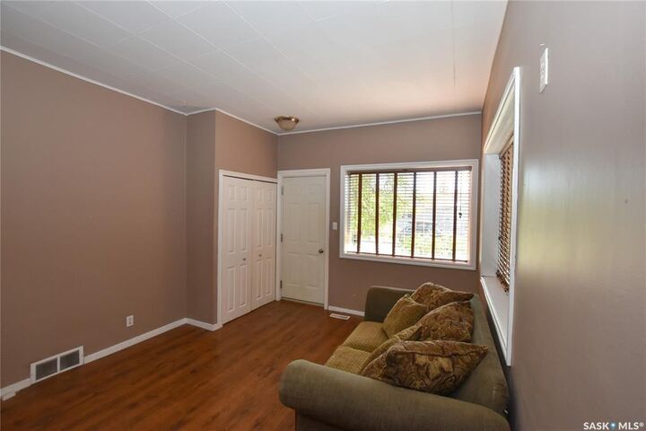Photo de la propriété:  614 Ominica Street E  SK S6H 0H5 