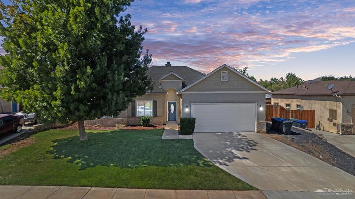 903 Mulberry Street  Tehachapi CA 93561 photo