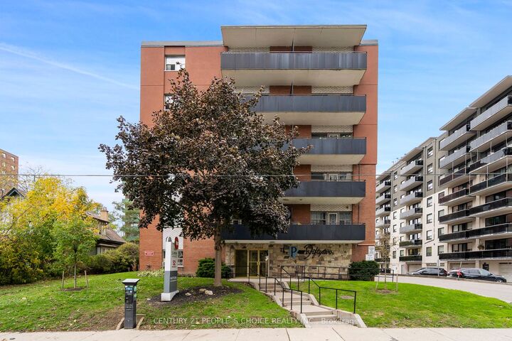 52 Park Street E 201  Mississauga ON L5G 1M1 photo