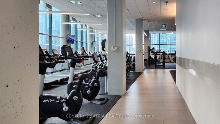 Property Photo:  100 Harbour Street 1008  ON M5J 0B5 