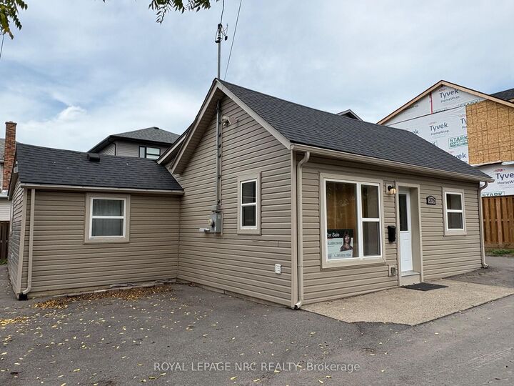 Property Photo: 375 Almond Lane ON L2T 1B9