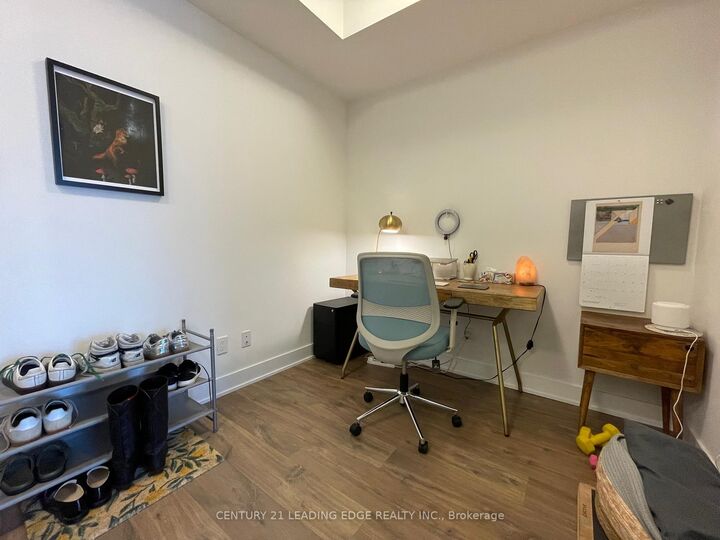Property Photo:  38 Cameron Street 811  ON M5T 0C3 