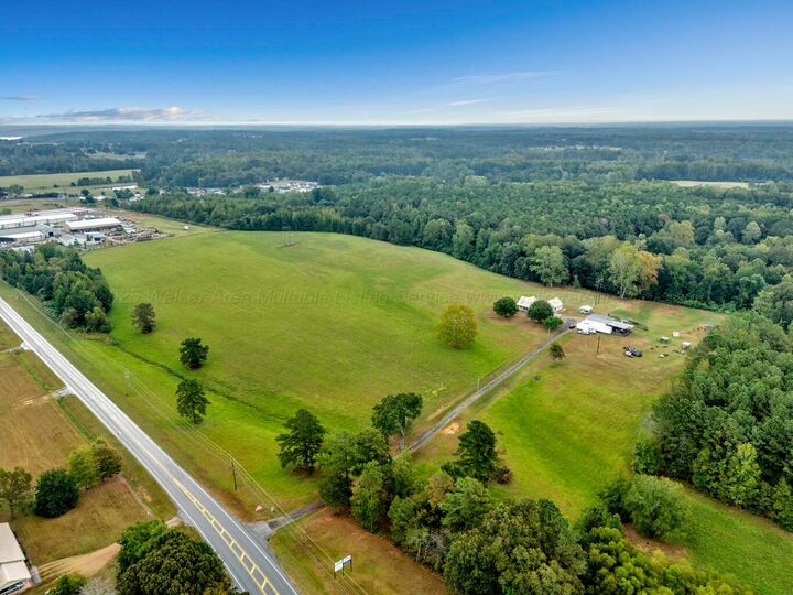 Property Photo: 5684 Curry Hwy AL 35504