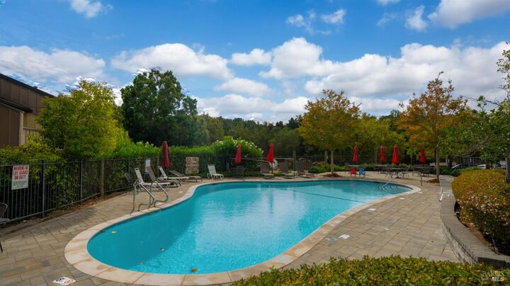 Property Photo:  5 Charmaine Court  CA 94949