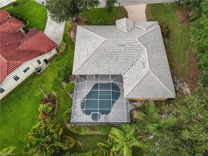 Property Photo: 11810 Woodshire Cir FL 33913