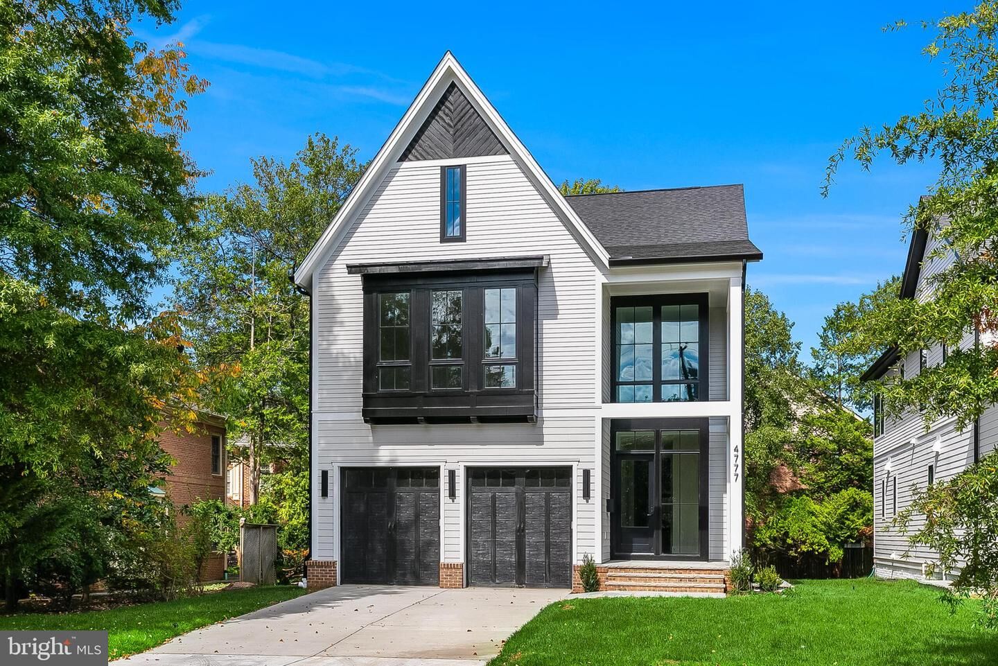 Property Photo:  4777 26 Street N  VA 22207 