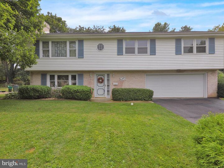 1266 Wilson Avenue  Lancaster PA 17603 photo