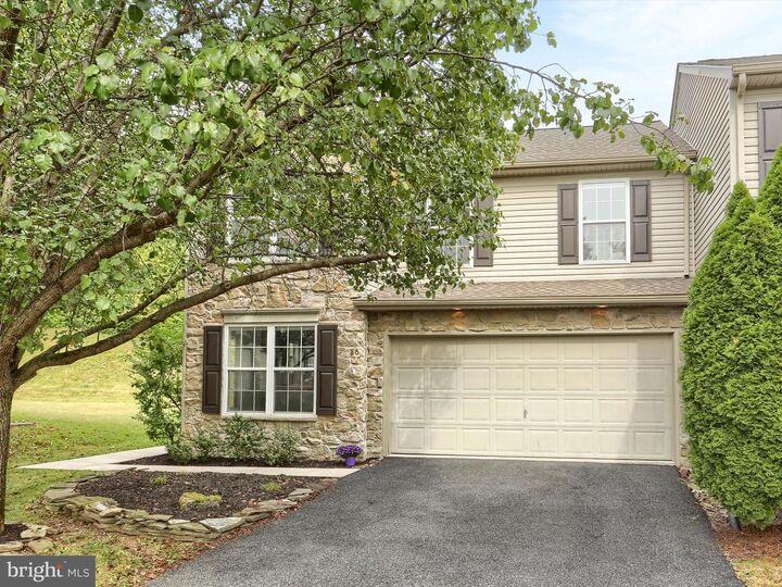 86 Broadwell Lane  Mechanicsburg PA 17055 photo