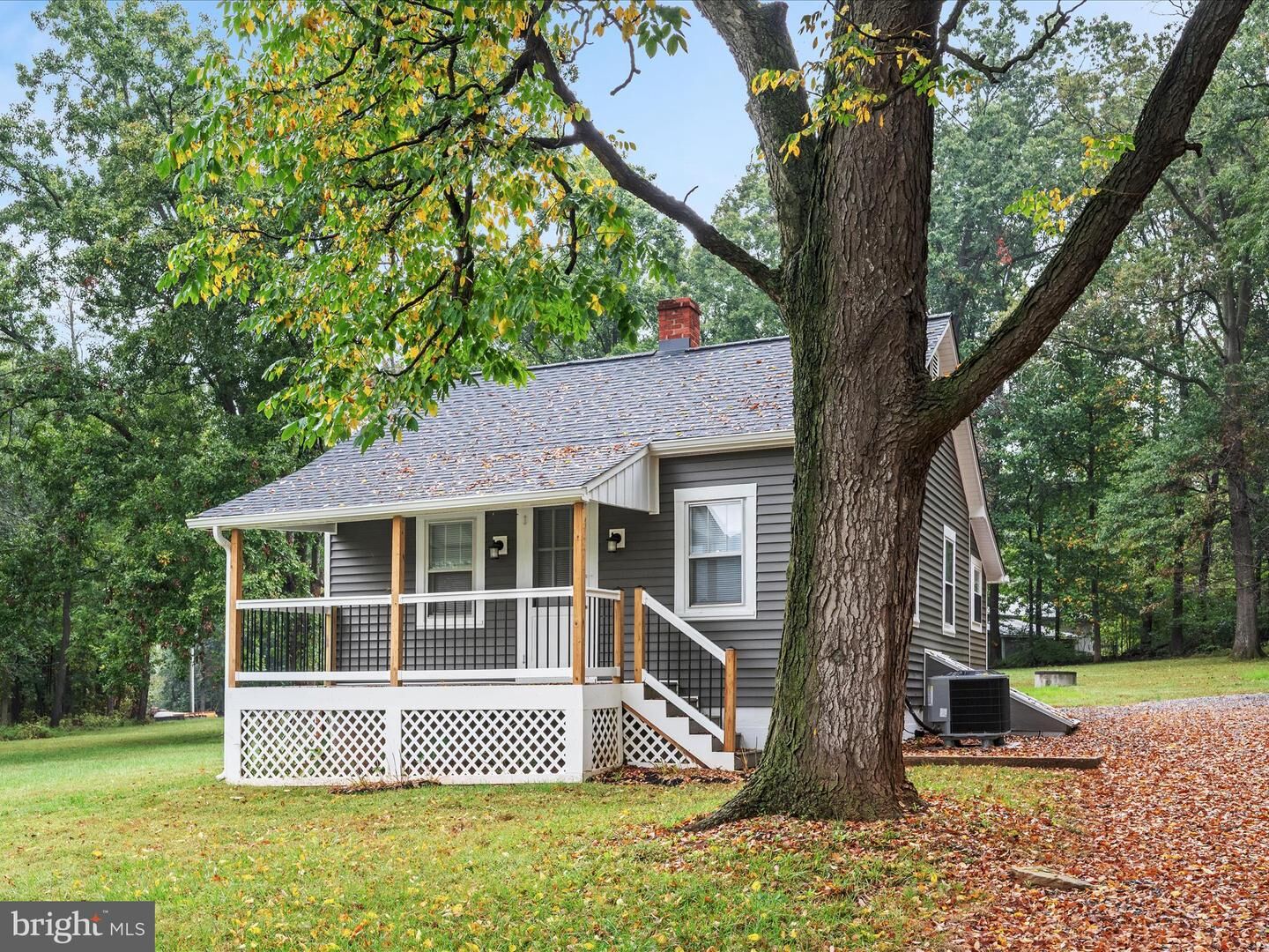 Property Photo: 12060 Axline Road VA 20180