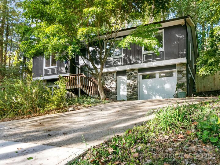 18 Mayfair Place  Arden NC 28704 photo