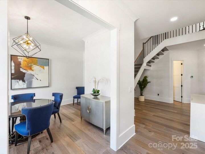 Property Photo:  915 Laurel Creek Lane  NC 28211 