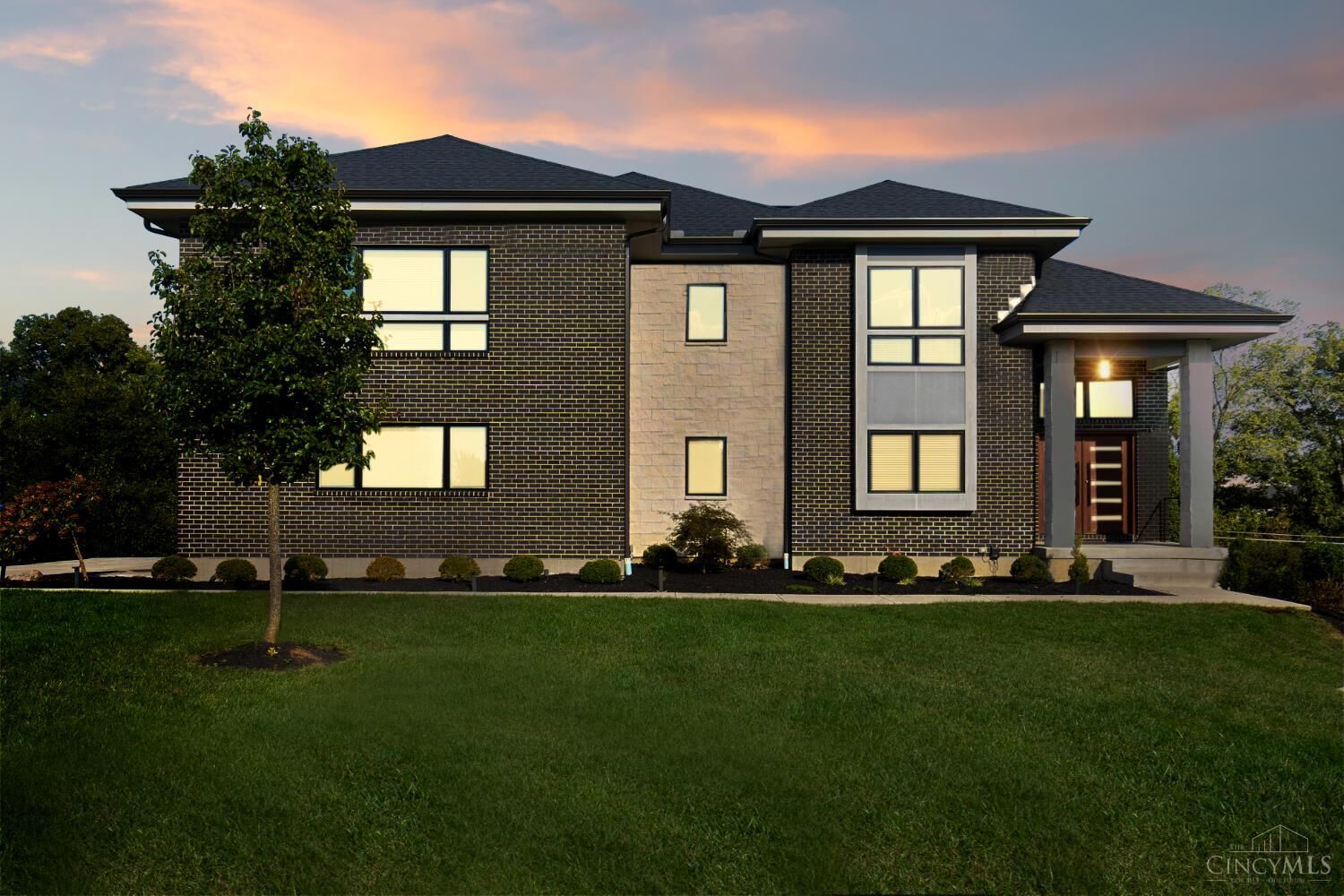 Property Photo:  7194 Laurel Oaks Drive  OH 45069 