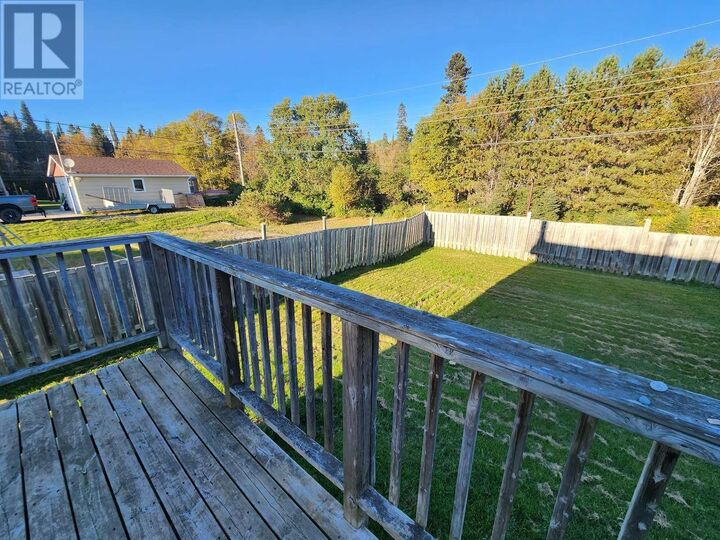 Property Photo: 38 Eastgrove Cres ON P0T 2W0