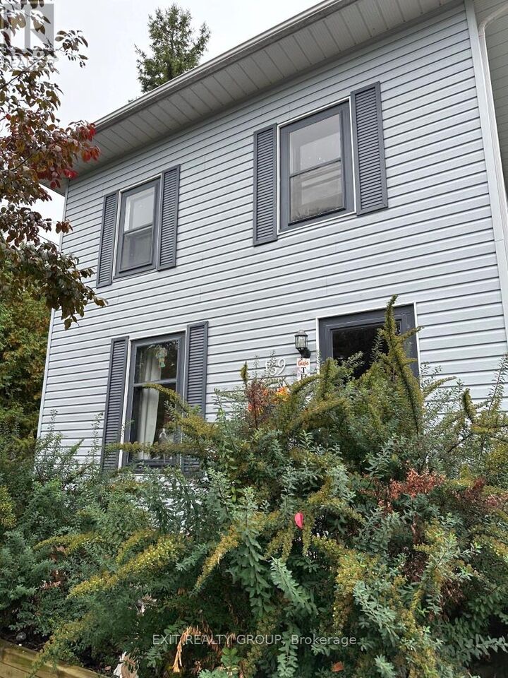 Photo de la propriété:  169 Green Street  ON K9A 3W5 
