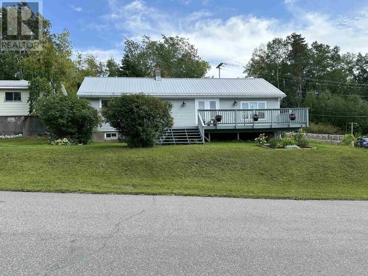 Property Photo:  16 Lakeview Avenue  ON P0V 1L0 
