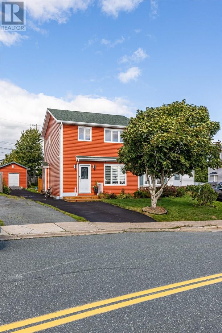 77 Stojko Place  Mount Pearl NL A1N 4Z3 photo