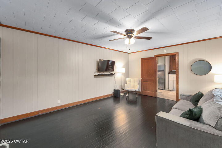 Property Photo:  510 E Tigrett Street  TN 38040 