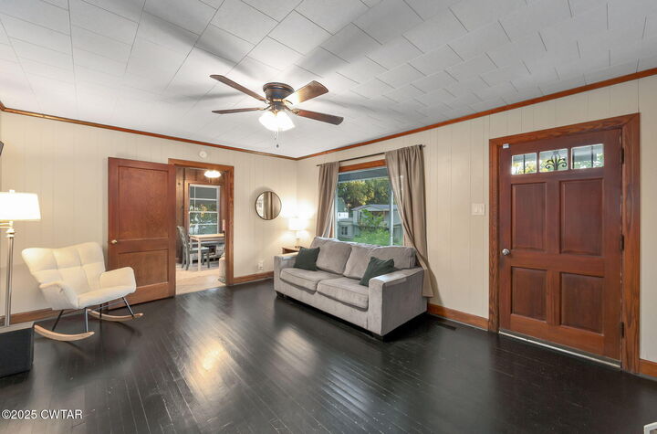 Property Photo:  510 E Tigrett Street  TN 38040