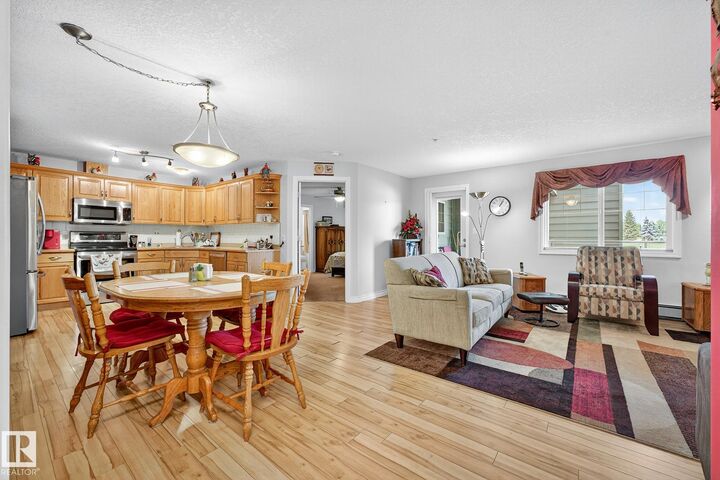 Property Photo: 9995 93 Avenue 202 AB T8L 1N5