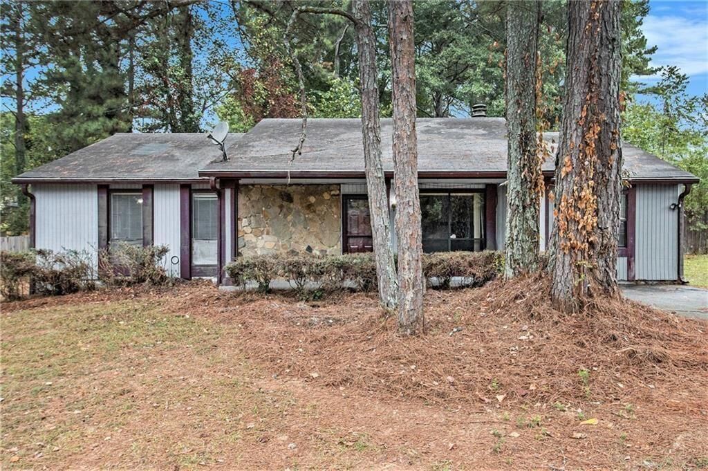 Property Photo:  5472 Forest East Lane  GA 30088 