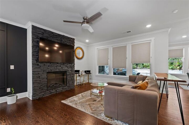 Property Photo:  813 Coleman Street SW  GA 30310