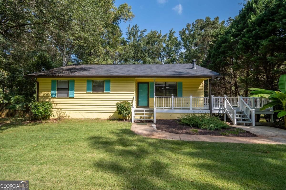 Property Photo:  160 Westwood Drive  GA 30606