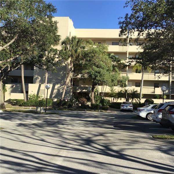Property Photo:  3050 NW 42nd Ave 305  FL 33066 