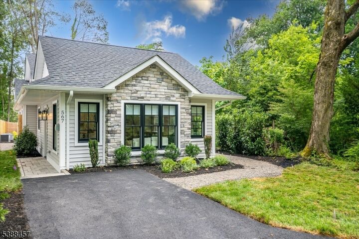567 Riverside  Princeton Twp. NJ 08540 photo