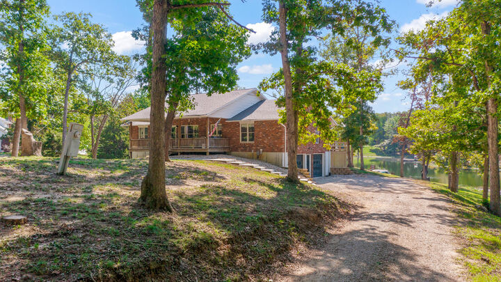 Property Photo: 4110 Tara Lake Drive MO 65251